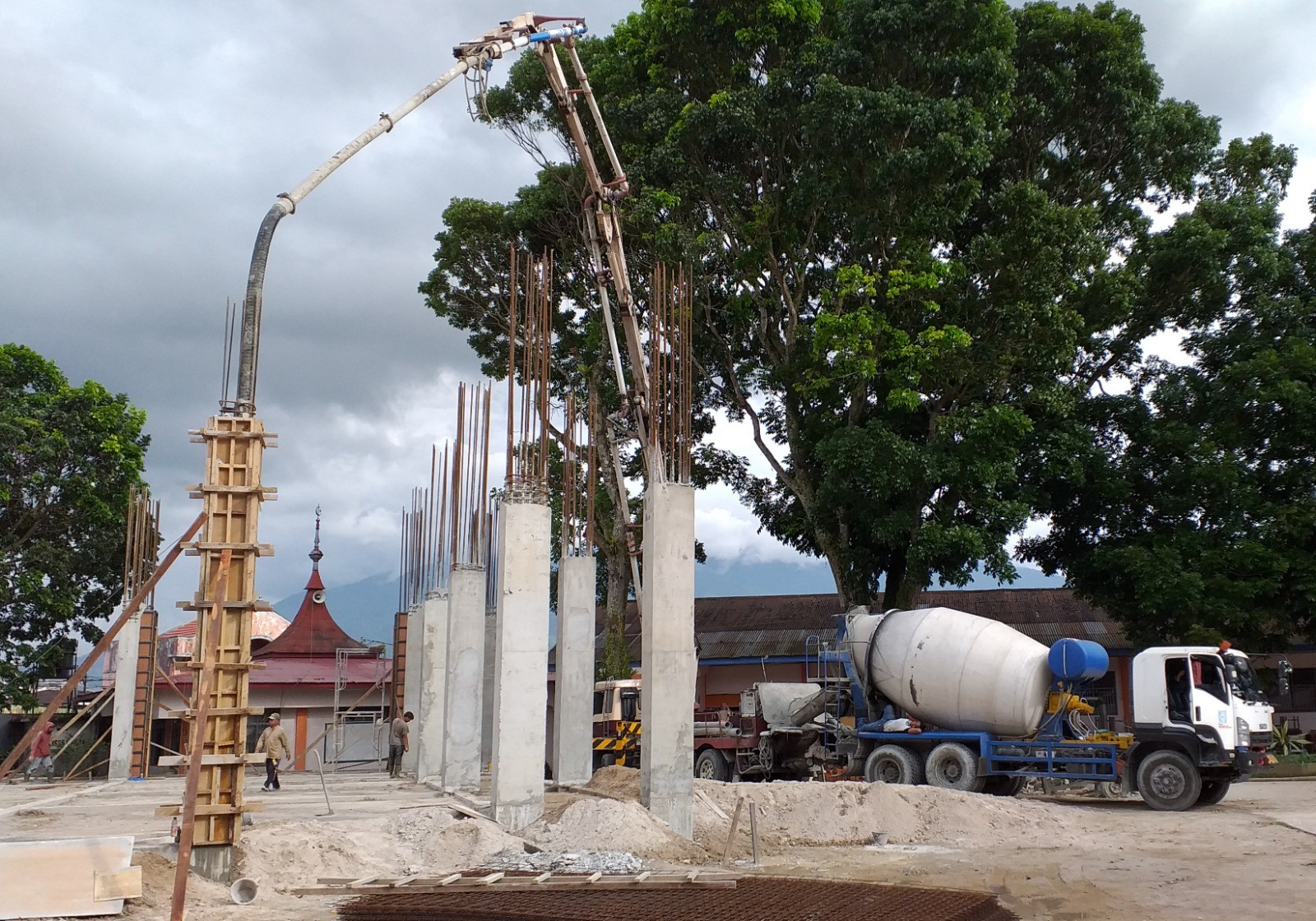 Proses pembangunan tahap 1