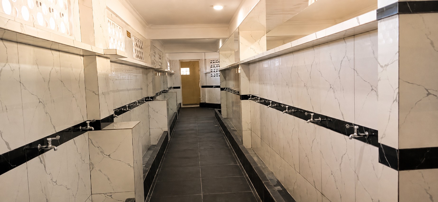 Tempat Berwudhu Pria
